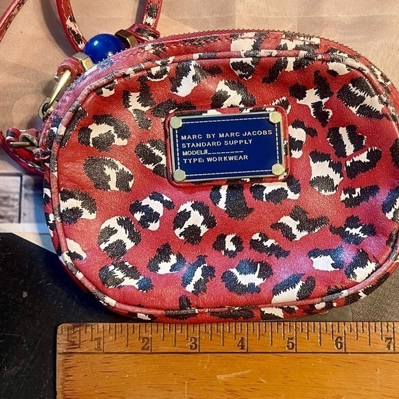 Marc Jacobs Pink Leopard Print Women's Crossbody Bag - Multicolor - Picture 12 of 13